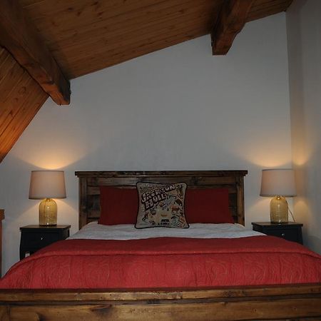 ויקטור Fin And Feather Inn מראה חיצוני תמונה